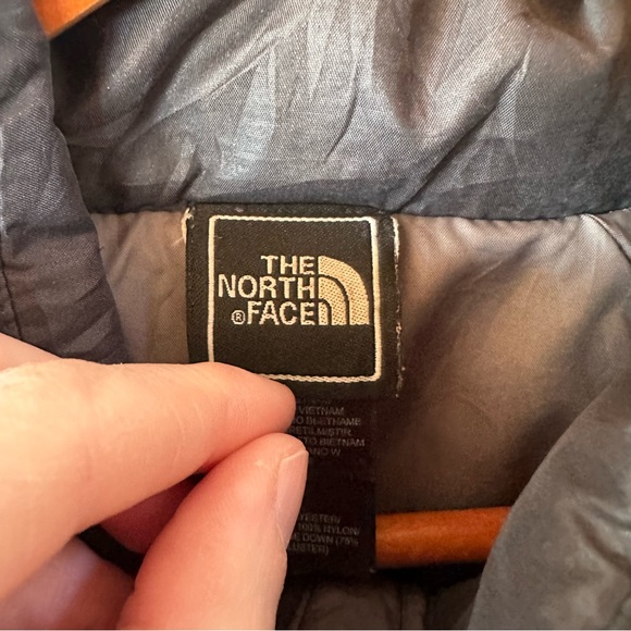 North Face Women's Aconcagua II Jacket - Picture 6 of 8